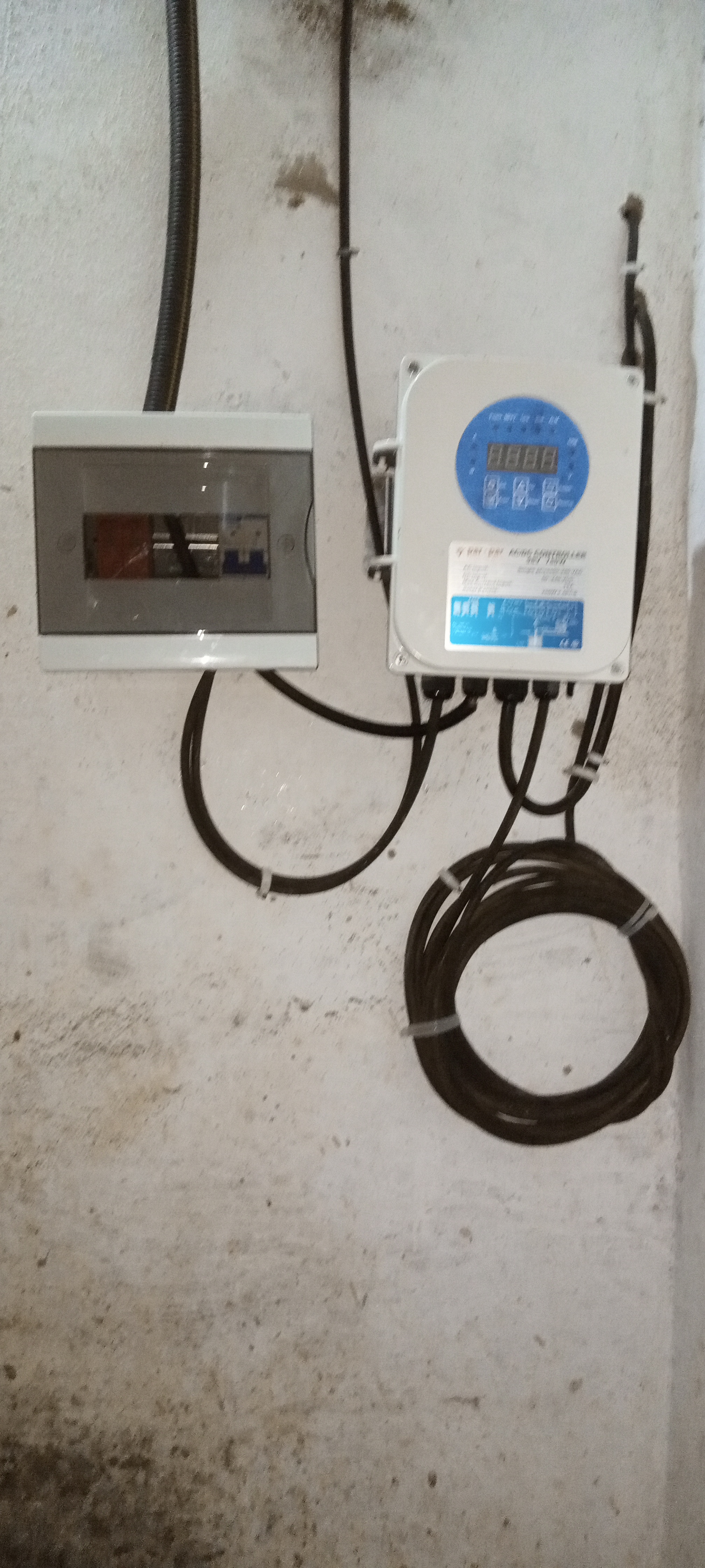 Installation pompe solaire hybride 